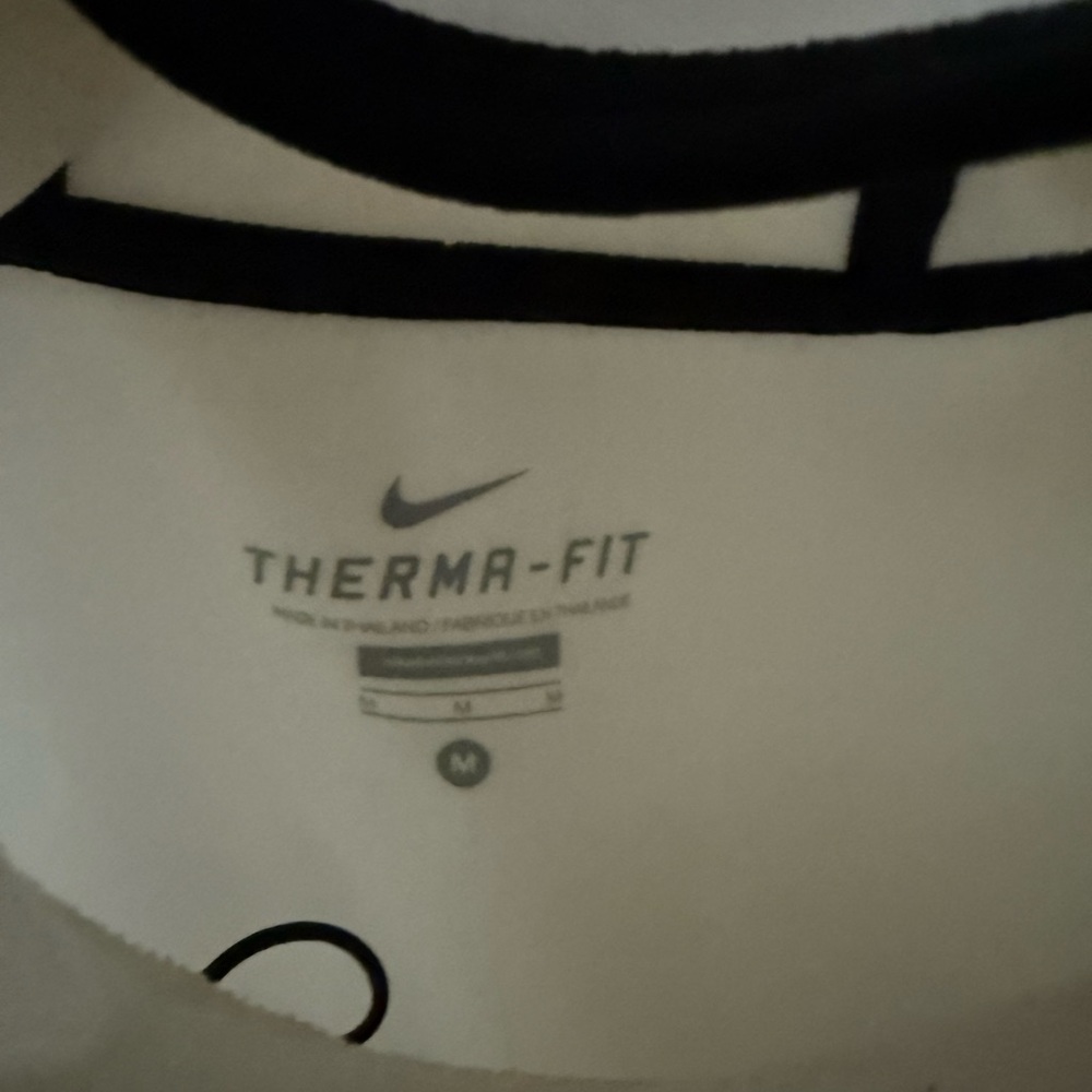 Nike jacket - Picture 4 of 4
